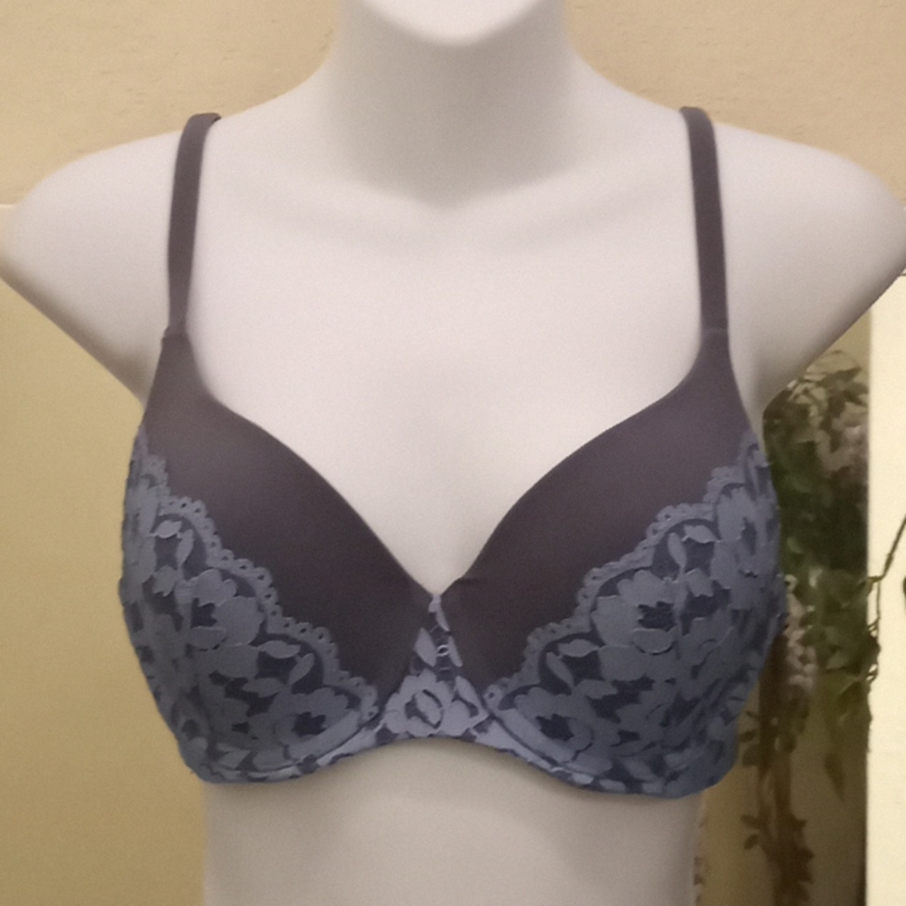 Dobreva Lavender Lace & Padded Bra